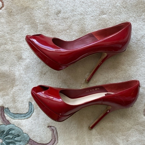 Christian DIOR Red Patent Leather Peep Toe Platform Heels Pumps - Picture 15 of 16